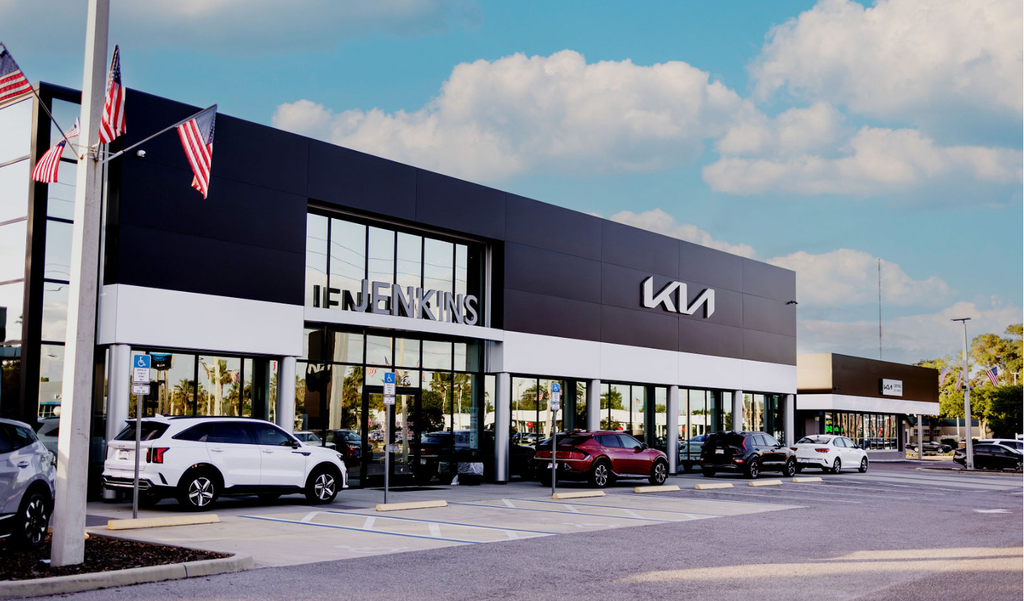 Dealership gallery photo 1